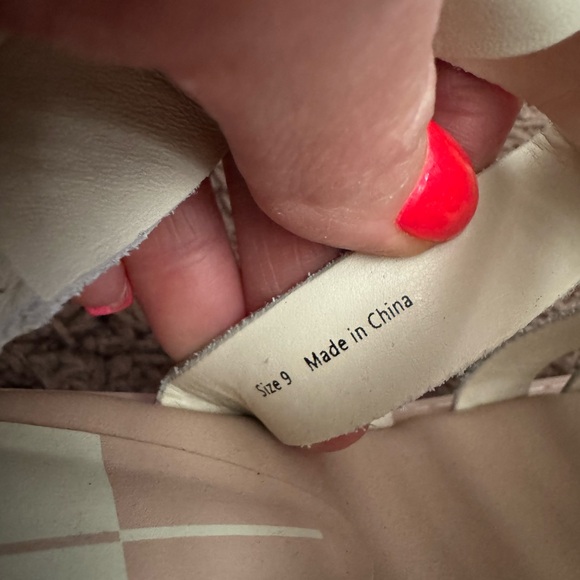 Dolce Vita Galore Buckle Heel Gladiator Ivory Sandals Shoes Cream 9 NEW - Picture 7 of 9